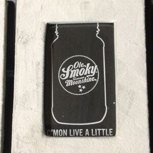 New 3 Bar Picture frame display